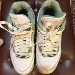 Air Jordan Retro 4 “Seafoam”